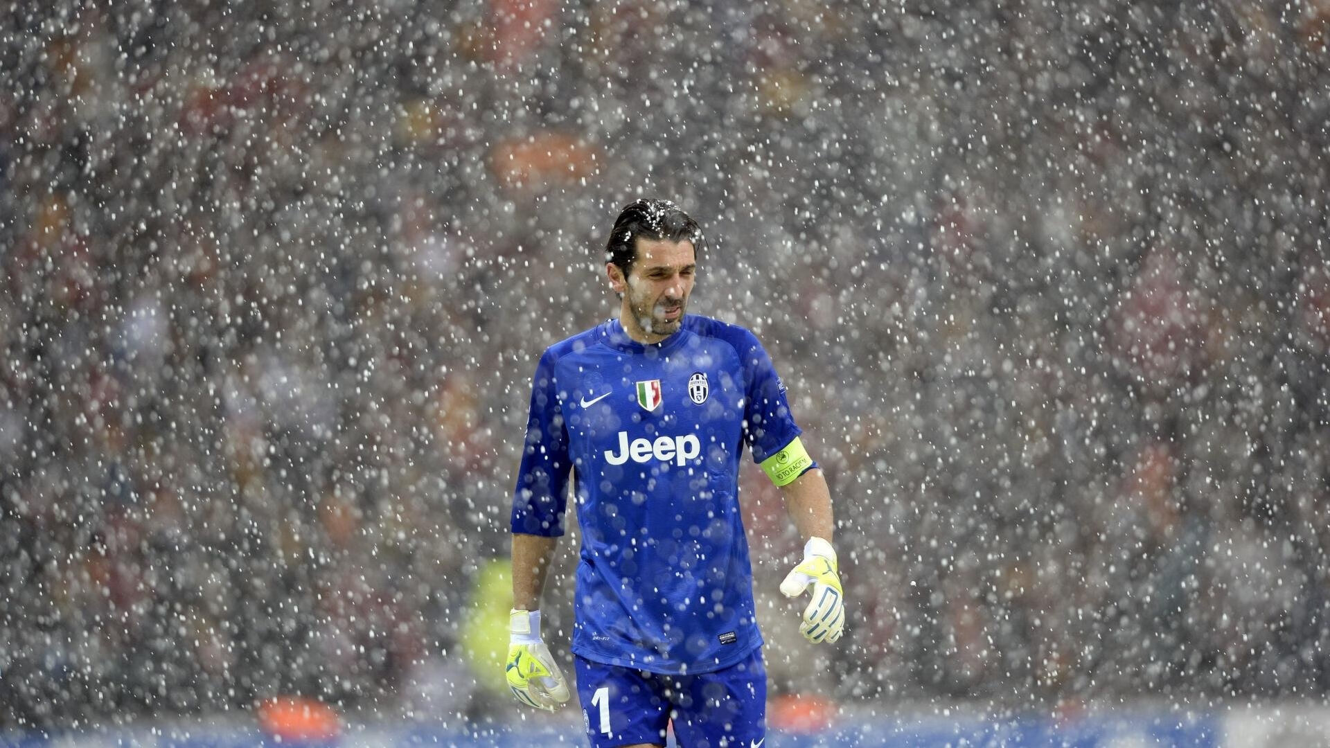 爱游戏电竞同步-_未来运动配件：智能手环、动力鞋全面升级_，智能运动手环怎么使用教程